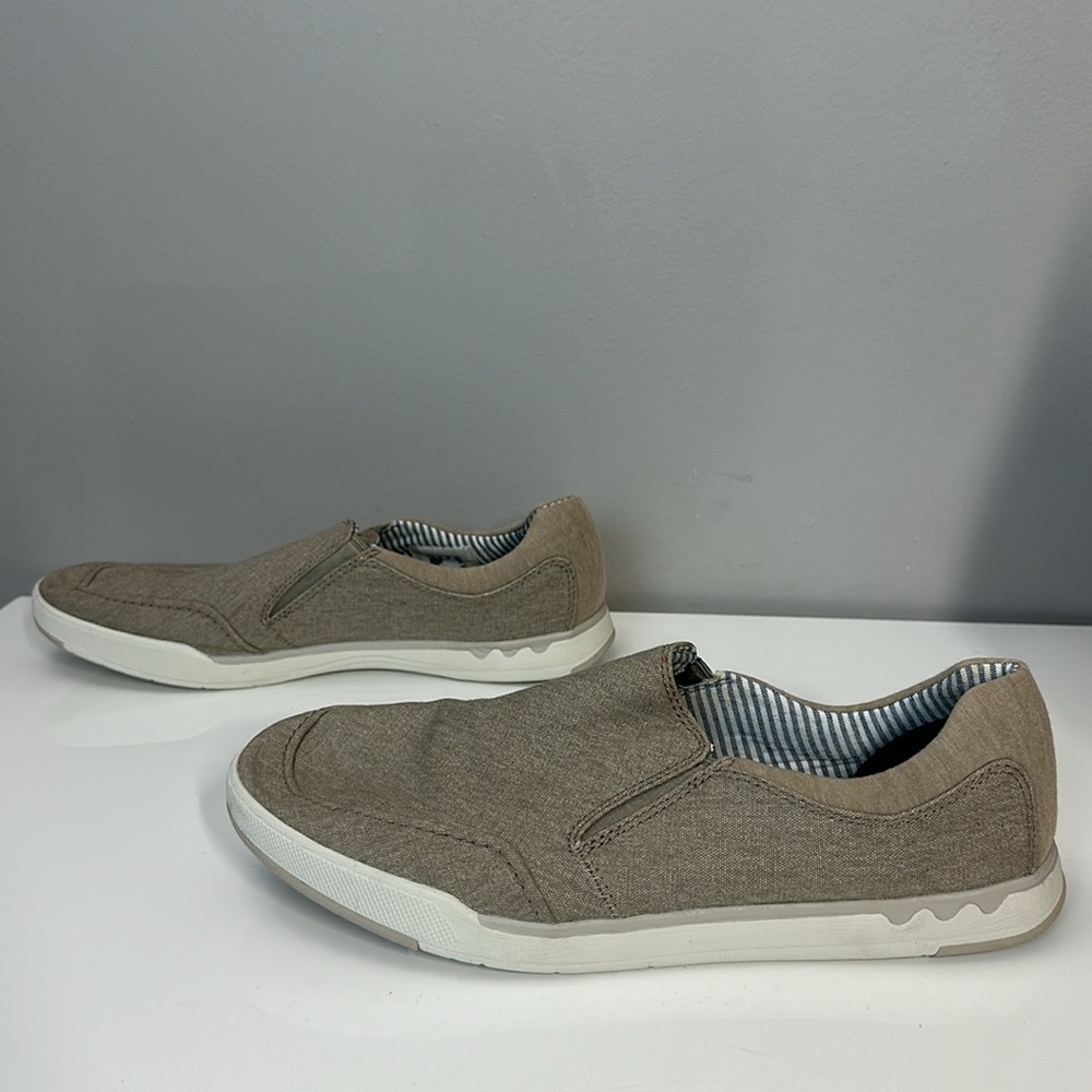 Clarks Cloudsteppers Step Isle Row Canvas Loafers… - image 5